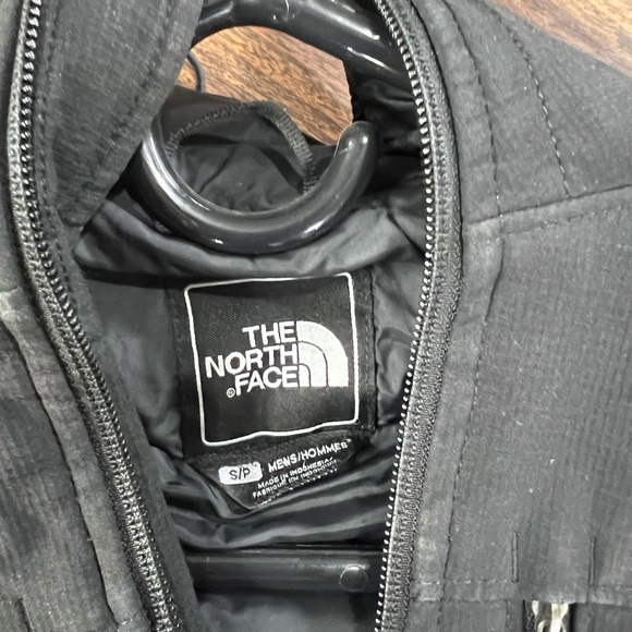 Northface black coat - Picture 3 of 4